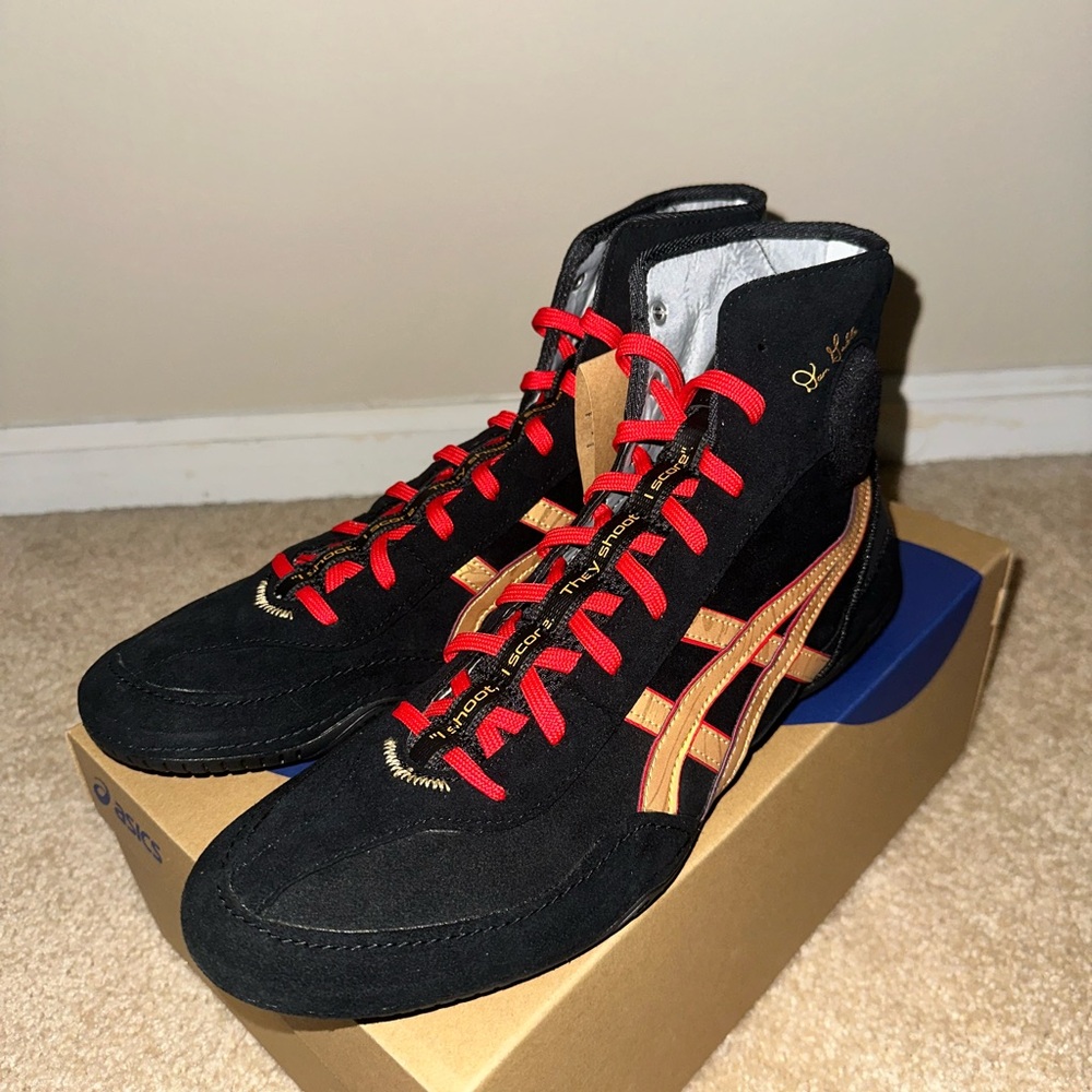 ASICS Dan Gable Evo 3 sz11.5